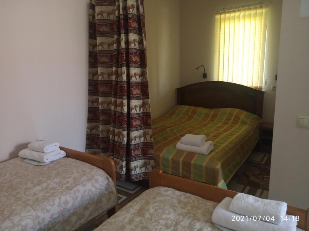 Guest House Hasmik Yeghegnadzor Exterior foto