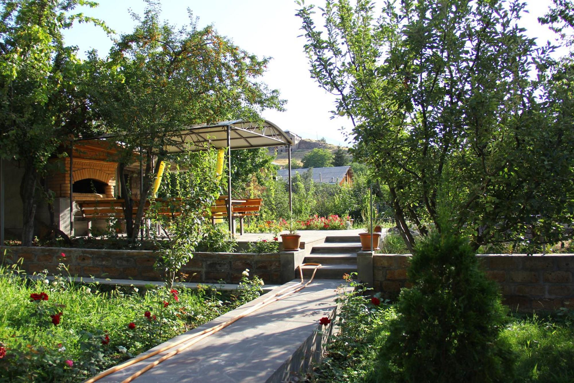 Guest House Hasmik Yeghegnadzor Exterior foto